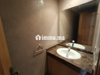 Appartement 2 chambres central et luxueux Racine - Appartement à vendre - Casablanca
