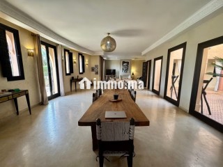 Riad 340. M2 avec piscine entièrement rénové - Villa à vendre - Marrakech