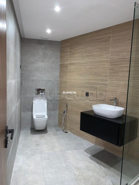 Studio Chic et Lumineux – Quartier Prisé - Location Immobilier - Casablanca - photo 7