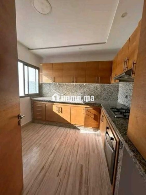 Appartement2 chambres salon vide belvédere - Location Immobilier - Casablanca - photo 8
