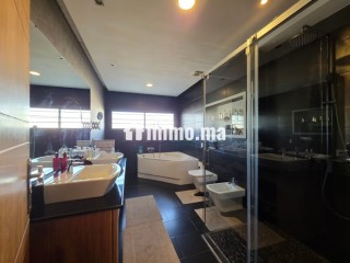 Villa moderne avec piscine résidence fermée Bouskoura - Villa à louer