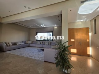Villa moderne avec piscine résidence fermée Bouskoura - Villa à louer