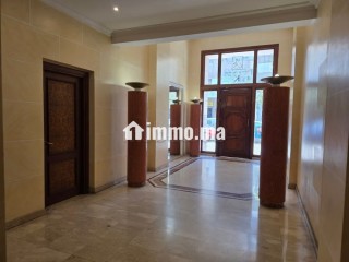 Grand appartement en résidence fermée - Appartement à vendre - Casablanca