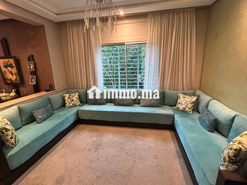 Villa de haut standing à vendre à El Menzeh. 6 pièces. Système de parabole et salon marocain - Vente Immobilier - Autre - photo 4