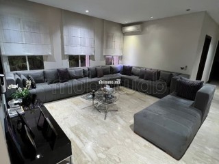 Maison de haut standing à vendre à Souissi. 10 pièces. Piscine et air conditionné - Maison à vendre - Rabat