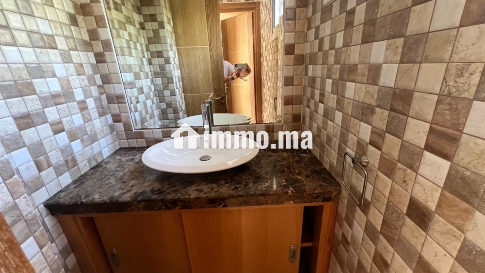 Splendide villa à vendre à Riyad. 4 belles chambres. Cheminée et garage - Vente Immobilier - Rabat - photo 6