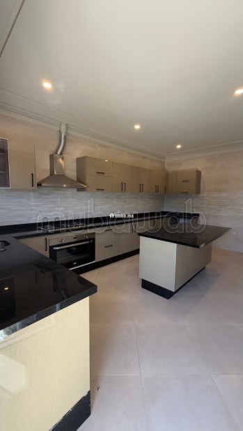 A BOUBANA: Villa splendide lumineuse non meuble - Location Immobilier - Tanger - photo 8