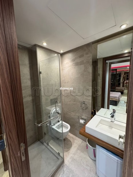 Appartement à l'achat à Les Hôpitaux. 1 Pièce. Double vitrage et porte blindée - Vente Immobilier - Casablanca - photo 5