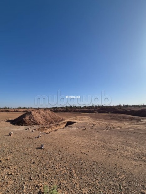 A 6 km du centre dans un quartier résidentiel avec hôtels luxueux et golf, magnifiques terrains lotis - Vente Immobilier - Marrakech - photo 1