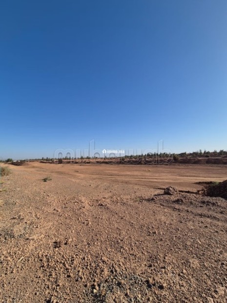 A 6 km du centre dans un quartier résidentiel avec hôtels luxueux et golf, magnifiques terrains lotis - Vente Immobilier - Marrakech - photo 2