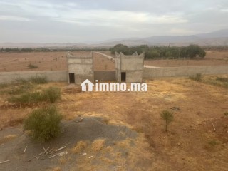 Vente villa de luxe à Tamazouzte. 5 chambres. Espaces verts et ascenseur - Villa à vendre - Autre