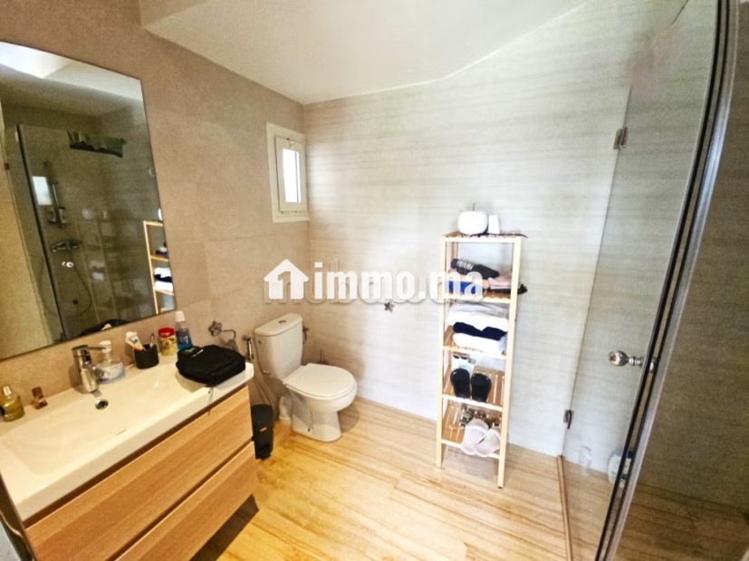 Très Belle Villa Meublée 4 Chambres à El Menzeh - Location Immobilier - Autre - photo 6