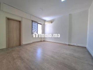 Super Plateaux de Bureaux au 15eme étage, vue sur Casablanca - Bureau à louer - Casablanca