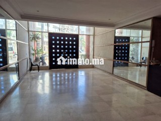 Grand appartement quartier Maarif Extension - Appartement à vendre - Casablanca