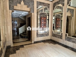 Grand appartement Bd Ghandi - Appartement à vendre - Casablanca