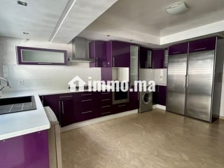 Magnifique villa vide en loc. Val d'anfa - Villa à louer - Casablanca