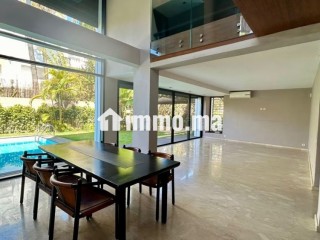 Magnifique villa vide en loc. Val d'anfa - Villa à louer - Casablanca