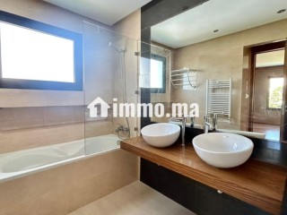 Magnifique villa vide en loc. Val d'anfa - Villa à louer - Casablanca
