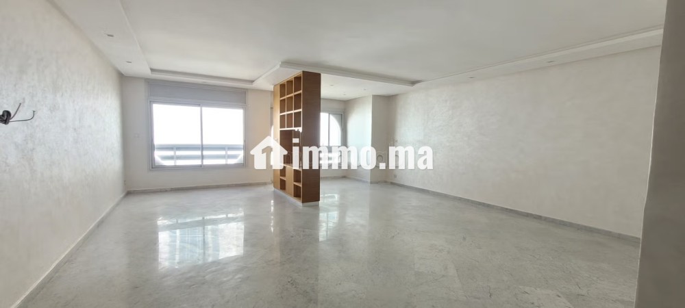 Apparemment refait à neuf à louer vide - Location Immobilier - Casablanca - photo 1