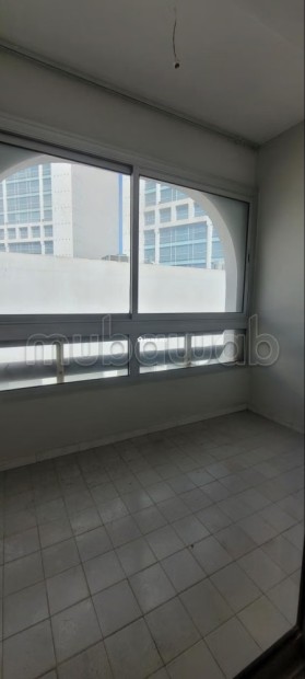 Apparemment refait à neuf à louer vide - Location Immobilier - Casablanca - photo 6