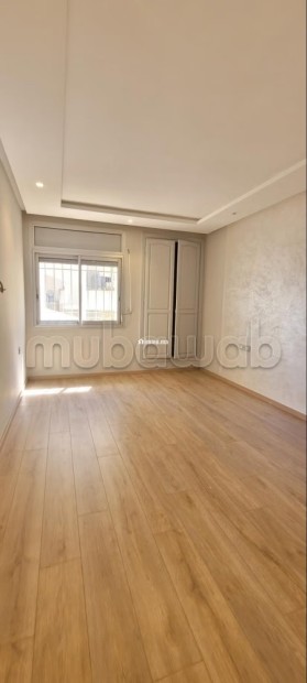 Apparemment refait à neuf à louer vide - Location Immobilier - Casablanca - photo 7