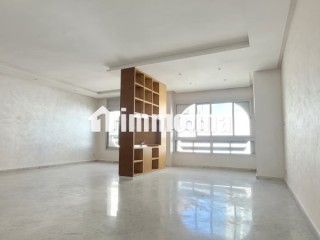 Apparemment refait à neuf à louer vide - Appartement à louer - Casablanca