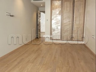 Apparemment refait à neuf à louer vide - Appartement à louer - Casablanca