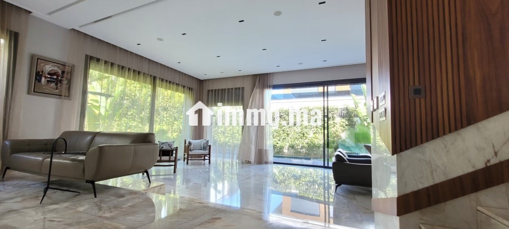 Villa neuve, moderne et luxueusement meublée - Location Immobilier - Casablanca - photo 3