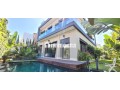 Villa neuve, moderne et luxueusement meublée - miniature 1