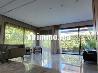Villa neuve, moderne et luxueusement meublée - Villa à louer - Casablanca