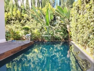 Villa neuve, moderne et luxueusement meublée - Villa à louer - Casablanca