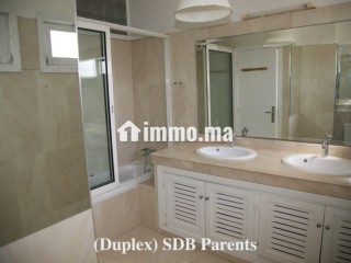 Triplex vide en location cil - Appartement à louer - Casablanca