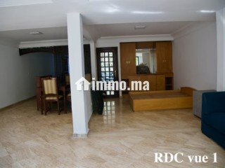 Triplex vide en location cil - Appartement à louer - Casablanca