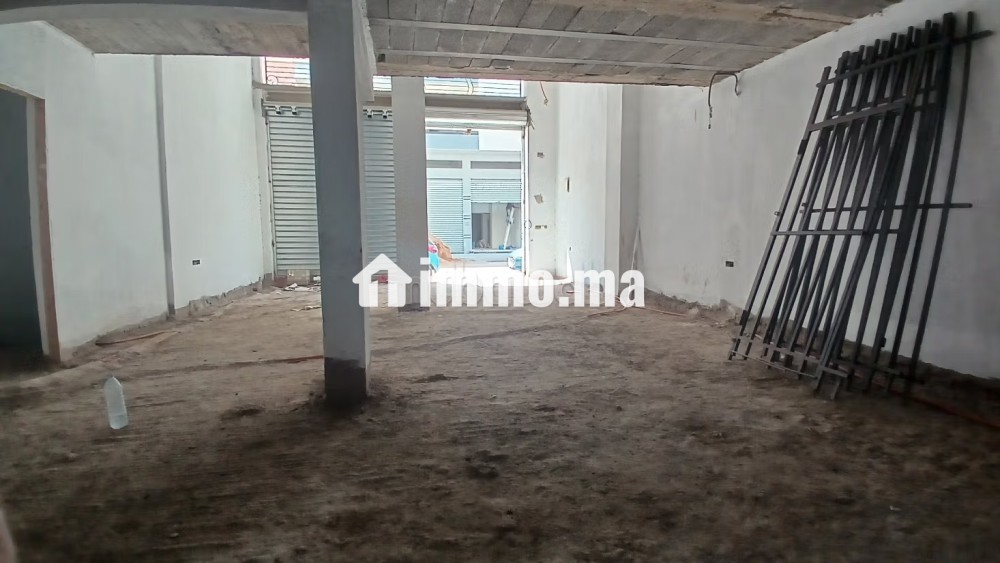 Dar Bouazza, vente d un local bien placé 218 m² - Vente Immobilier - Dar Bouazza - photo 3