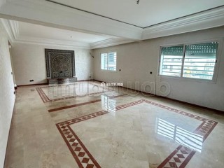 A louer grand appartement sur palmier - Appartement à louer - Casablanca