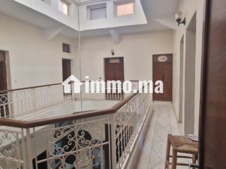 Superbe Riad titré en bon état bien situé - Villa à vendre - Marrakech