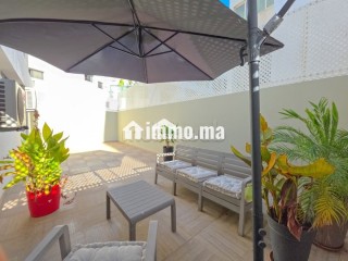 Superbe appartement à louer à Triangle d'Or.
Superficie 180 m².
Meublé - Appartement à louer - Casablanca