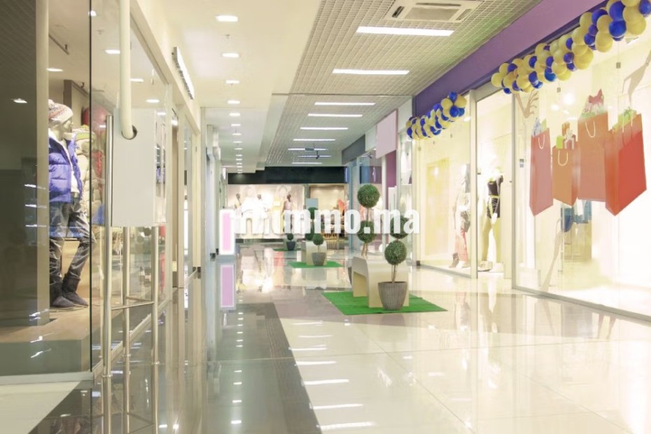 Local commercial de 216 m2 en plein racine - Vente Immobilier - Casablanca - photo 1