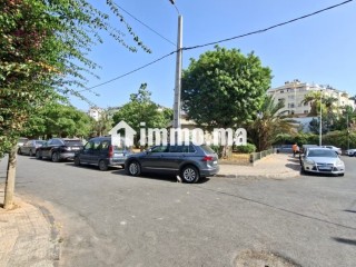 Terrain 1624 m² 3 façades pour 5 étages - Terrain à vendre - Casablanca
