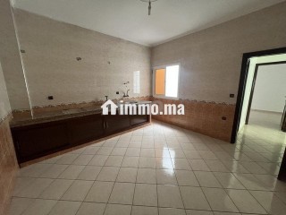 Appartement à louer à route Rabat proche Ahlan - Appartement à louer - Tanger