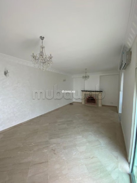 Somptueuse villa à louer à Malabata. Surface de 324 m². Jardin et terrasse - Location Immobilier - Tanger - photo 3
