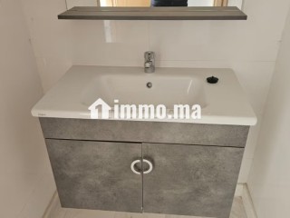 Immeuble à louer au centre de Témara - Bureau à louer - Temara