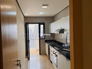 Appartement 3 chambres CFC 10eme étage sans vis a vis - Appartement à louer - Casablanca