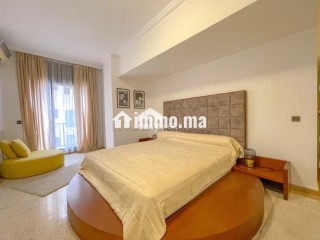 Très bel appartement en location à Ain Diab. Surface de 260 m². Bien meublé - Appartement à louer - Casablanca