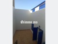 Villa avec piscine et jardin - miniature 4