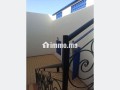 Villa avec piscine et jardin - miniature 5