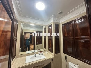 Bel Appartement à vendre derrière clinique Maghreb - Appartement à vendre - Casablanca