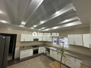 Bel Appartement à vendre derrière clinique Maghreb - Appartement à vendre - Casablanca