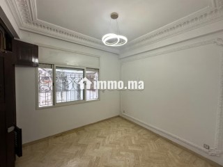 Bel Appartement à vendre derrière clinique Maghreb - Appartement à vendre - Casablanca
