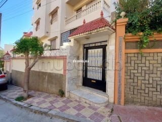 Bel appartement à vendre à Bel Air Val fleuri. 1 Pièce. Bien meublé - Appartement à vendre - Tanger